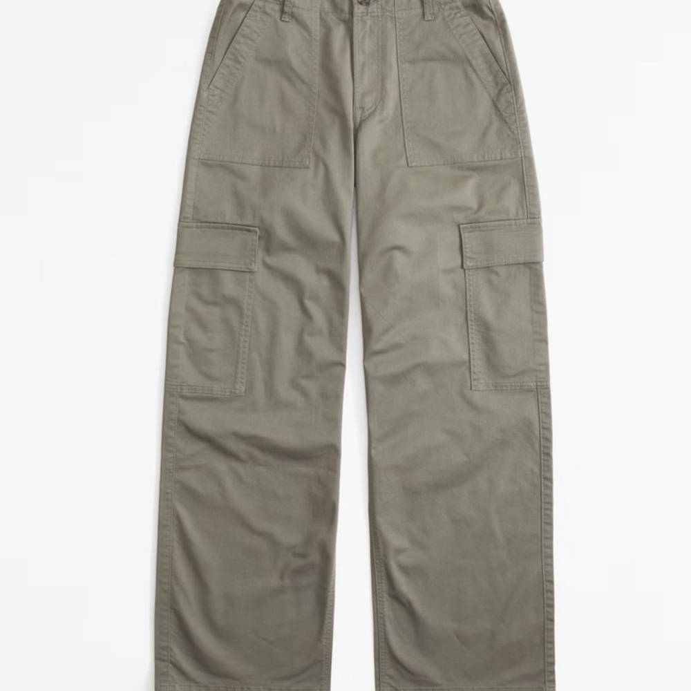 NWT - Abercrombie & Fitch Women’s Cargo Pants Sz 27